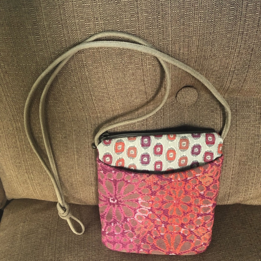 Maruca Design “Cupcake” Crossbody Bag